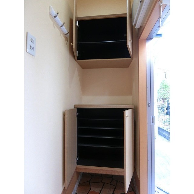 トリプレックス 玄関