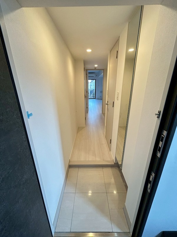 ＬＵＭＥＥＤ中村北 玄関