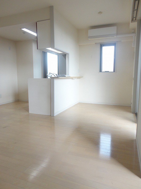 Prescelto壱番館 リビング