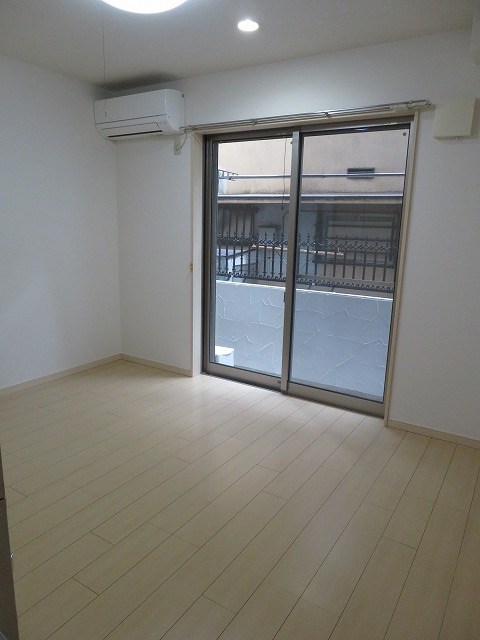 モダンフレンチＴＯＹＯＴＡＭＡ リビング