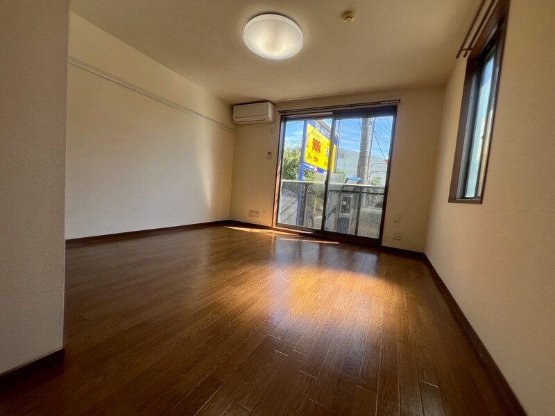 メゾン・ローズ リビング