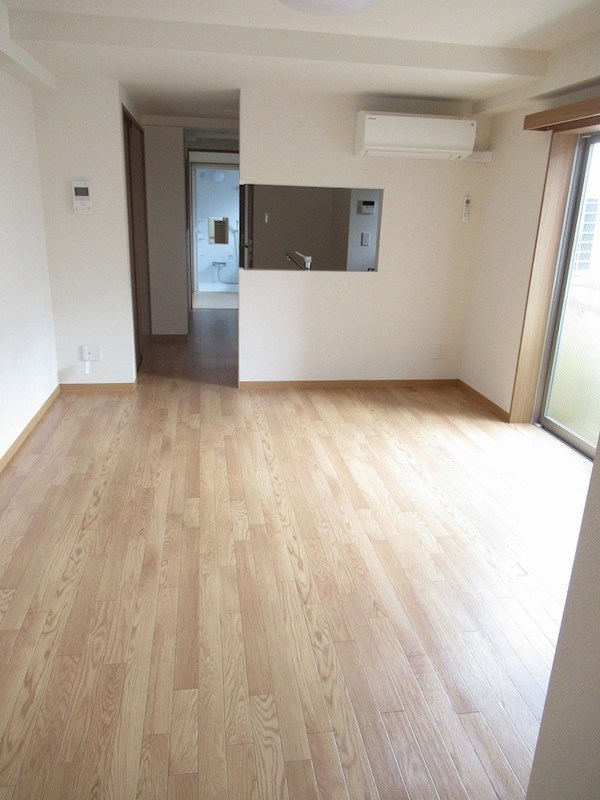 ネリキタビル リビング