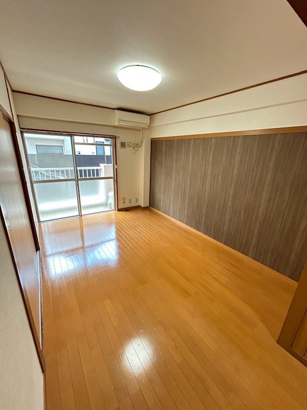 錦サカエマンション リビング