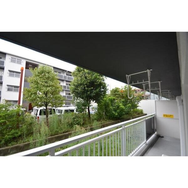 テレパレス中村南 ベランダ