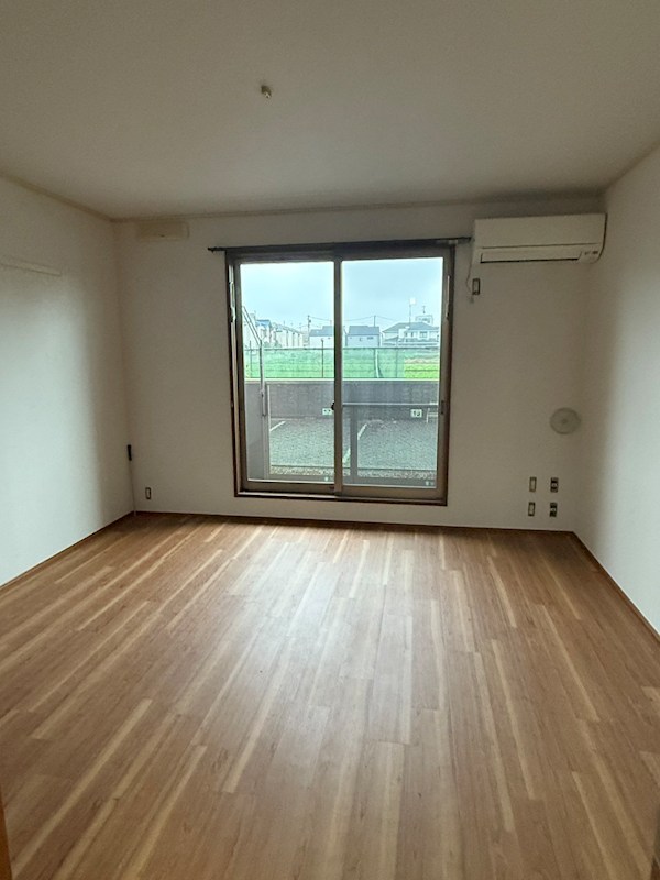 ブラウンコート ベッドルーム