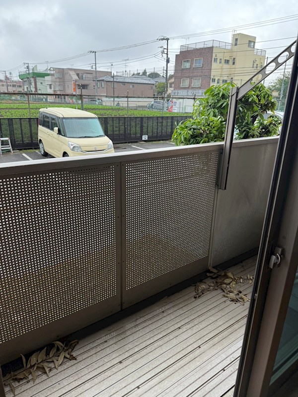 ブラウンコート ベランダ