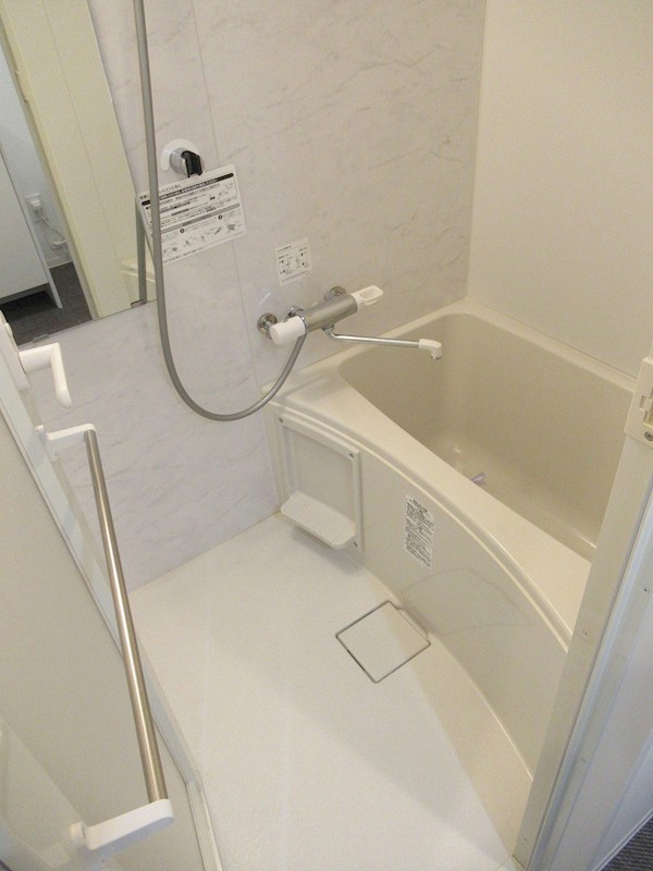 THE　RESIDENCE　DDI　NERIMA 風呂画像