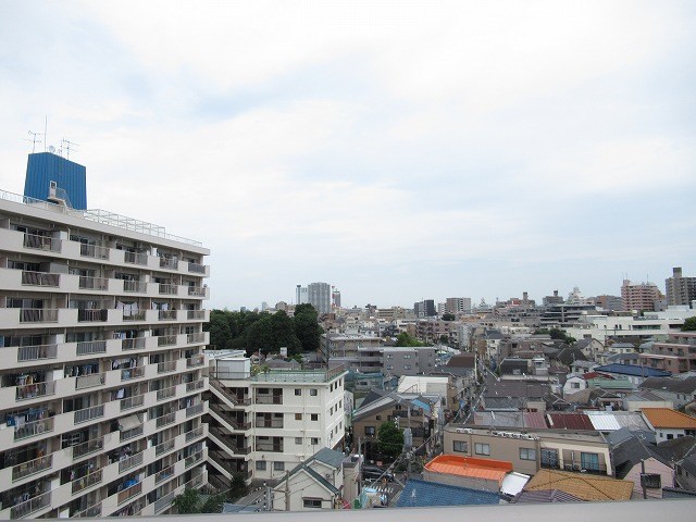 ガーラ・ヴィスタ練馬中村橋 ベランダ
