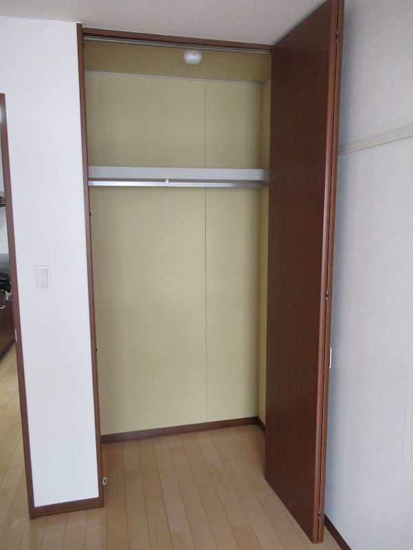 アイシイメゾン 収納