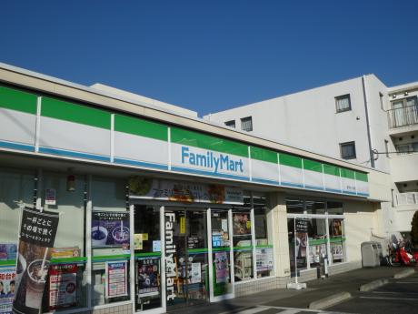グランフォース豊島園AZ コンビニ