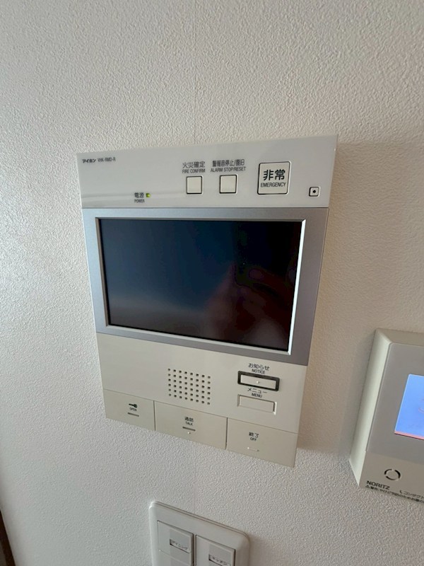 エミリブ東長崎 セキュリティ