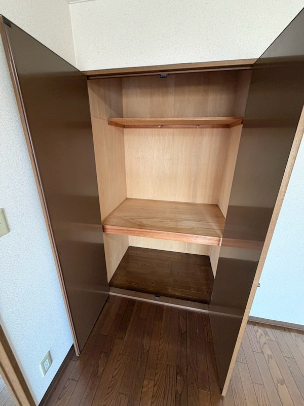 サンプレイス早宮 収納