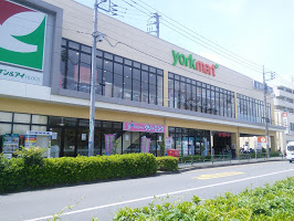 サンプレイス早宮 スーパー