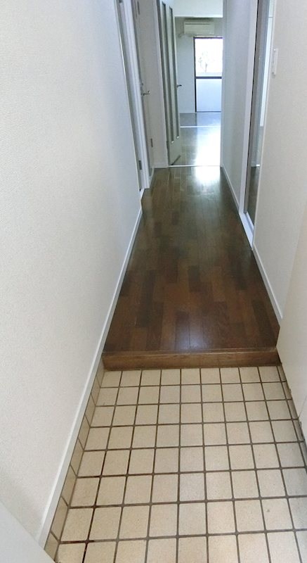 グランノアール光が丘 玄関