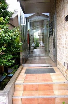 目黒区中町1丁目楽器可(防音・グランドピアノ・弦楽器・声楽)マンション エントランス