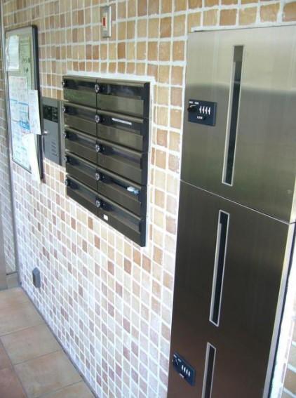 目黒区中町1丁目楽器可(防音・グランドピアノ・弦楽器・声楽)マンション 玄関