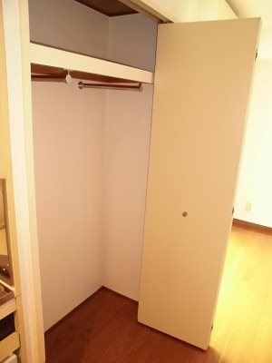 川崎市川崎区池田1丁目楽器可(電子ピアノ・弦楽器・DTM)マンション 収納