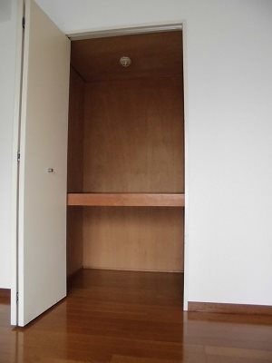 川崎市川崎区池田1丁目楽器可(電子ピアノ・弦楽器・DTM)マンション 収納