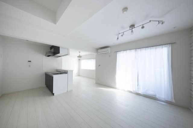 杉並区荻窪1丁目楽器可(防音・グランドピアノ・弦楽器・声楽)マンション リビング