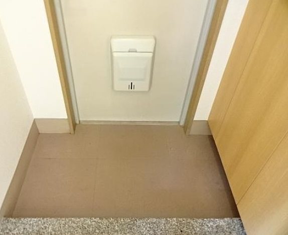 練馬区小竹町1丁目楽器可（グランドピアノ・弦楽器）マンション 玄関