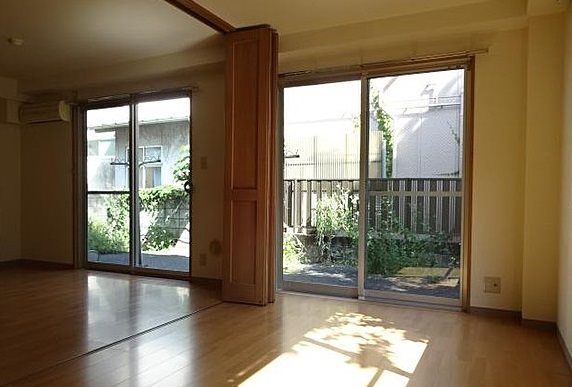練馬区小竹町1丁目楽器可（グランドピアノ・弦楽器）マンション ベッドルーム