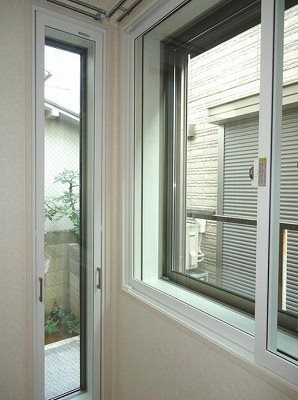 豊島区目白2丁目楽器可（防音・24時間演奏・弦・木管楽器）築浅アパート ベランダ