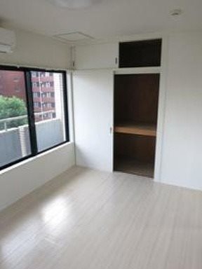 練馬区氷川台3丁目楽器可(ピアノ・弦・管楽器・声楽)マンション 収納