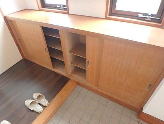 豊島区巣鴨5丁目楽器可(防音・グランドピアノ・弦・木管楽器・声楽)マンション 玄関