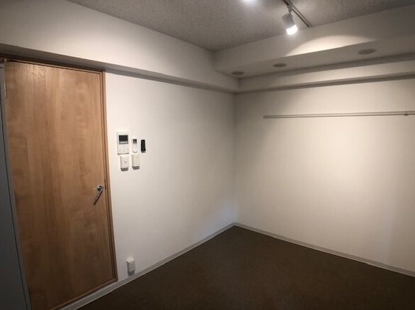 中央区湊2丁目楽器可(防音・24時間演奏・ピアノ・弦・管楽器・声楽)マンション リビング