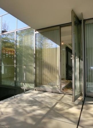 世田谷区成城8丁目楽器可(グランドピアノ)マンション 玄関