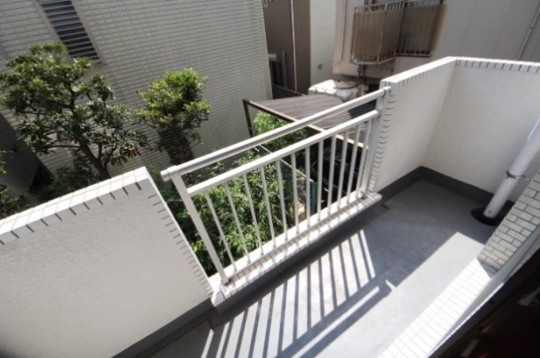 杉並区天沼2丁目楽器可(ピアノ・弦楽器)マンション ベランダ