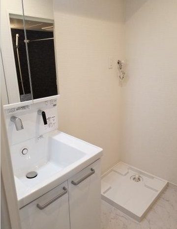 板橋区板橋1丁目楽器可(防音・ピアノ・弦管楽器・声楽・DTM)マンション 洗面所
