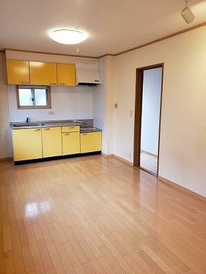 調布市若葉町2丁目楽器可(防音・グランドピアノ・弦・管楽器・声楽)アパート キッチン