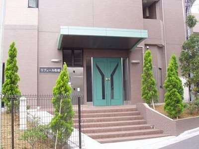 川崎市高津区下作延1丁目楽器可(防音・グランドピアノ・弦・管楽器・声楽)マンション エントランス