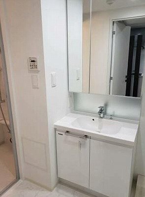 練馬区旭町楽器可(防音・グランドピアノ・弦・管楽器・声楽)マンション 洗面所