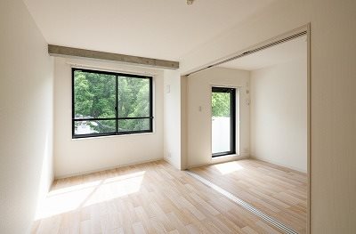 豊島区南大塚3丁目楽器可(防音・24時間演奏・ピアノ・弦・管楽器・声楽)マンション ベランダ