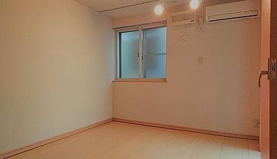 横浜市神奈川区大口楽器可(防音・24時間演奏・弦・管楽器・声楽)マンション リビング