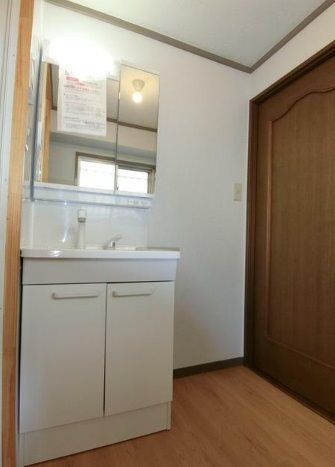 横浜市青葉区藤が丘2丁目楽器可（防音・24時間演奏・ピアノ・弦管楽器・声楽・DTMその都度相談）マンション 洗面所