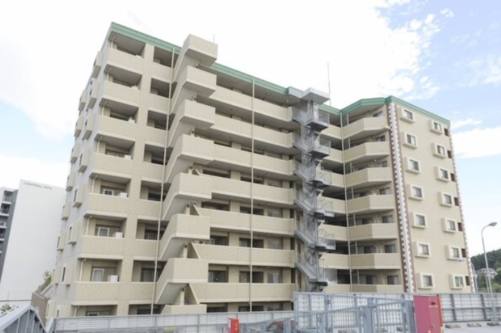 町田市能ヶ谷1丁目楽器可（防音・グランドピアノ・弦・管楽器）マンション 外観