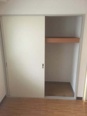 川崎市麻生区高石６丁目楽器可（防音・ピアノ・弦・管楽器・声楽）マンション 収納