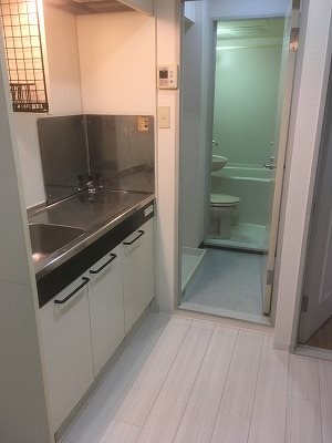 川崎市麻生区高石６丁目楽器可（防音・ピアノ・弦・管楽器・声楽）マンション リビング