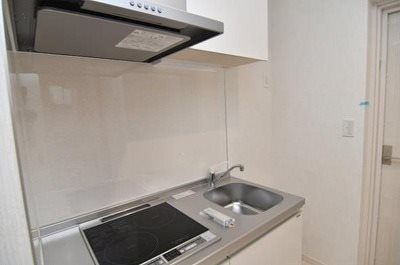 調布市入間町3丁目楽器可(防音・グランドピアノ・弦・管楽器)マンション キッチン