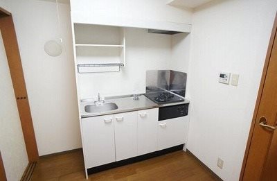 川崎市麻生区上麻生5丁目楽器可(防音・グランドピアノ・弦・管楽器・声楽)マンション キッチン