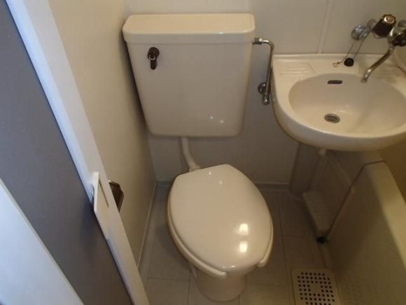 練馬区小竹町2丁目楽器可（グランドピアノ・弦・管楽器・声楽）マンション トイレ