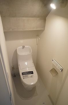 世田谷区下馬2丁目楽器可(防音・ピアノ・弦楽器)マンション トイレ