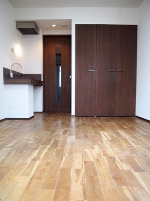 練馬区東大泉3丁目楽器可(防音・ピアノ・弦・木管楽器・声楽)マンション リビング