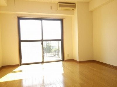 台東区谷中1丁目楽器可(防音・グランドピアノ・弦・管楽器)マンション ベランダ