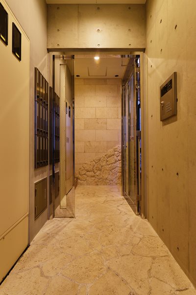 板橋区常盤台4丁目楽器可(防音・ピアノ・弦・管・打楽器・声楽)マンション ロビー