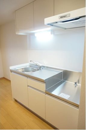 板橋区南常盤台2丁目楽器可(防音・グランドピアノ・弦・管・打楽器・声楽)マンション キッチン