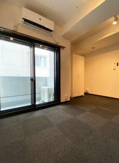 新宿区大京町楽器可(防音・24時間演奏・ピアノ・弦管楽器・声楽)マンション リビング